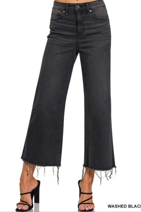 Black Cropped Jean